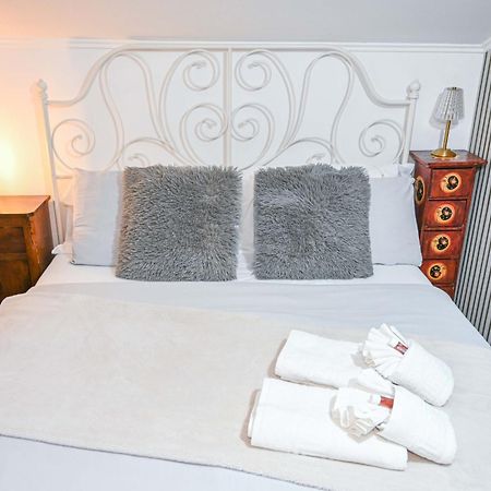 מונטרוטונדו A Casa Di Lu' Elegant Rooms מראה חיצוני תמונה