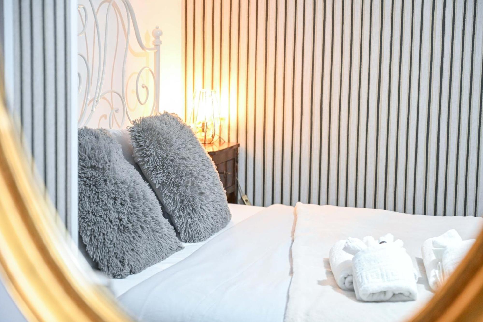מונטרוטונדו A Casa Di Lu' Elegant Rooms מראה חיצוני תמונה