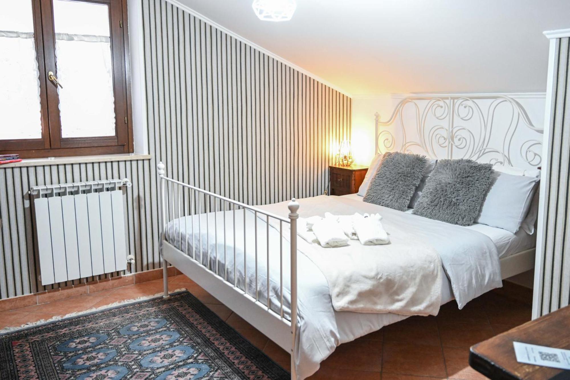 מונטרוטונדו A Casa Di Lu' Elegant Rooms מראה חיצוני תמונה